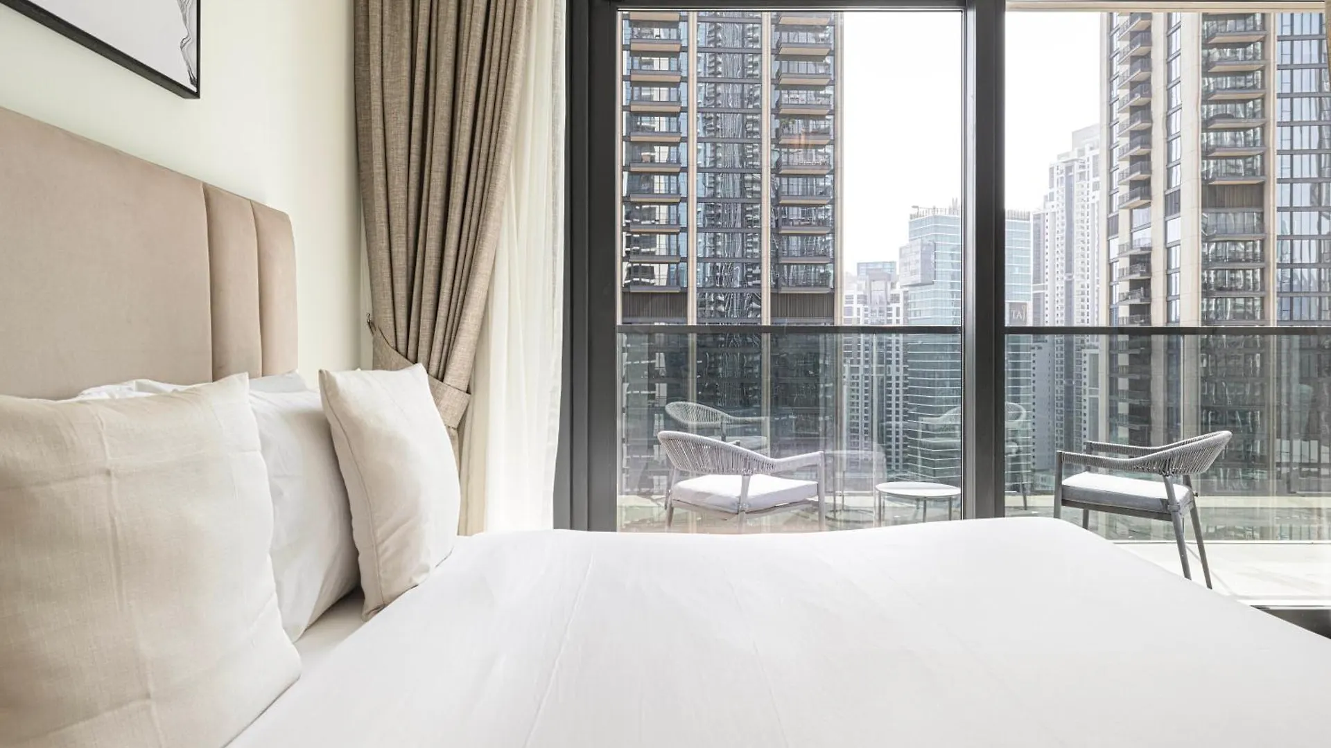 Homesgetaway -Lavish 1Br In Act One Downtown Dubai